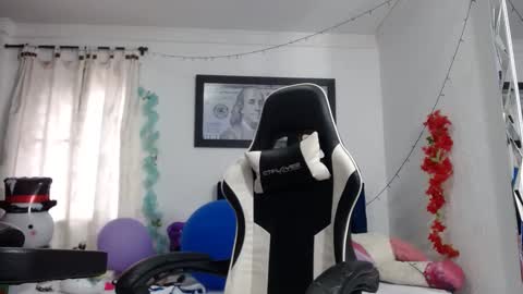 hot sexy bunny online show from 16, 1, 2025