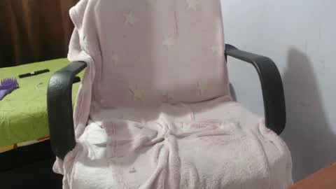 Hot and PowerHOPE U MISS ME online show from 25, 2, 2025