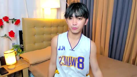 Snapshot of hotasiankenn chatting on 17, 11, 2025 Kenny online show from 17, 11, 2025