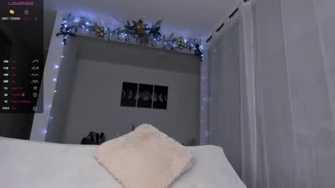 Snapshot of hotay_ chatting on 3, 12, 2024 Andrew xdres08 online show from 3, 12, 2024