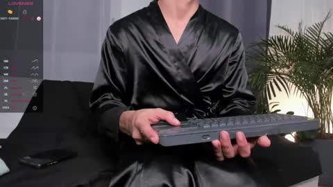 Snapshot of hotay_ chatting on 31, 1, 2025 Andrew xdres08 online show from 31, 1, 2025