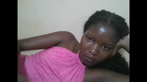 Snapshot of hotbabbee chatting on 19, 5, 2026 love online show from 19, 5, 2026