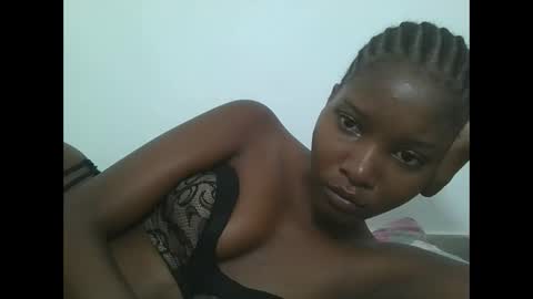 Snapshot of hotbabbee chatting on 5, 6, 2026 love online show from 5, 6, 2026