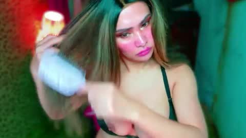 Snapshot of hotbabe_tanya chatting on 25, 7, 2026 T A N Y A online show from 25, 7, 2026