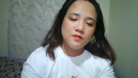 Snapshot of hotbabymomma chatting on 6, 3, 2025 Lynn online show from 6, 3, 2025