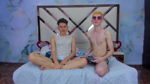 Snapshot of hotboyx_ chatting on 3, 10, 2025 DANIEL AND KEVIN online show from 3, 10, 2025