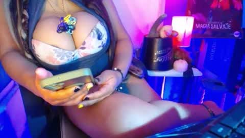 Snapshot of hotbritneyxx chatting on 21, 2, 2025 hotbritneyxx online show from 21, 2, 2025