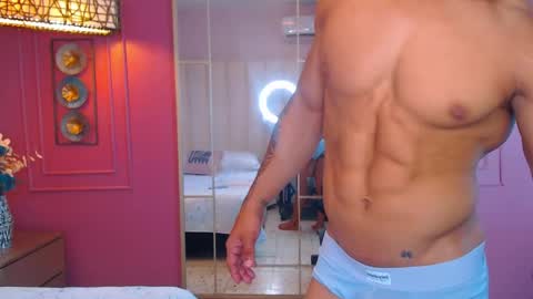Snapshot of hotcrew_ chatting on 2, 6, 2026 Hussain aaron and Ekko online show from 2, 6, 2026