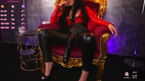 Snapshot of hotdesy_ chatting on 11, 2, 2025 Mistress online show from 11, 2, 2025