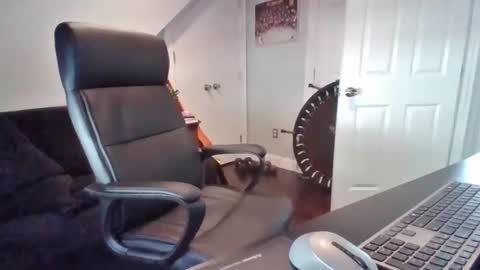 hotdog1124 online show from 27, 2, 2026