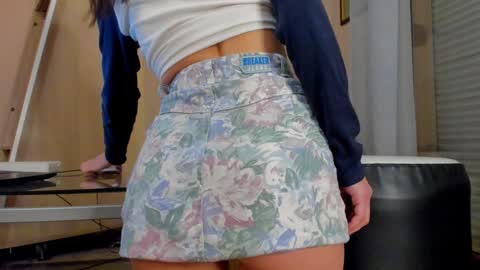 Erika  online show from 27, 2, 2026