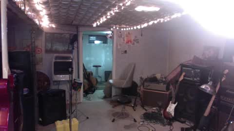 Smoochface online show from 6, 12, 2024