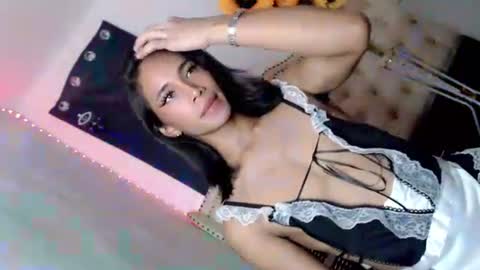 Snapshot of hotgirl_krisxx chatting on 7, 10, 2025 hotgirl_krisxx online show from 7, 10, 2025