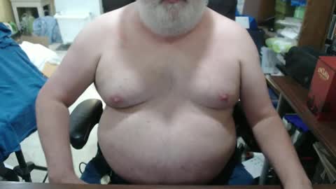 Snapshot of hotgrandpa594u chatting on 6, 10, 2025 hotgrandpa594u online show from 6, 10, 2025