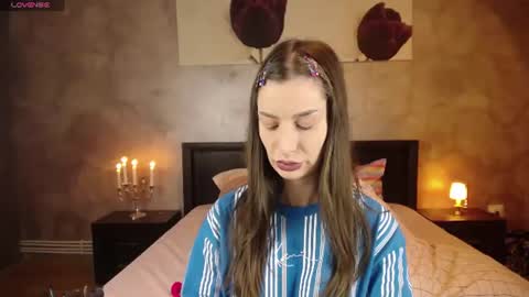 Lia   online show from 15, 7, 2026