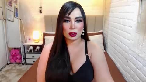 Snapshot of hotlexus69 chatting on 22, 9, 2025 LEXUS online show from 22, 9, 2025
