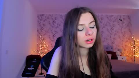 Snapshot of hotmolly_ chatting on 6, 5, 2026 hotmolly_ online show from 6, 5, 2026