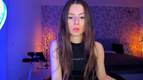 Snapshot of hotmolly_ chatting on 10, 5, 2026 hotmolly_ online show from 10, 5, 2026