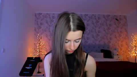 Snapshot of hotmolly_ chatting on 17, 5, 2026 hotmolly_ online show from 17, 5, 2026