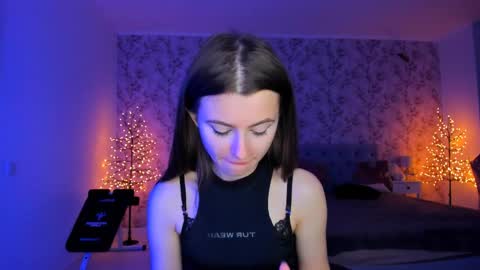 Snapshot of hotmolly_ chatting on 23, 5, 2026 hotmolly_ online show from 23, 5, 2026