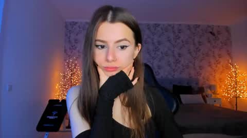 Snapshot of hotmolly_ chatting on 24, 5, 2026 hotmolly_ online show from 24, 5, 2026