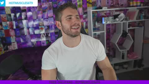 hotmuscles6t9 online show from 5, 1, 2025