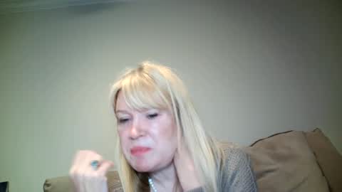 hotpepperose online show from 5, 12, 2024