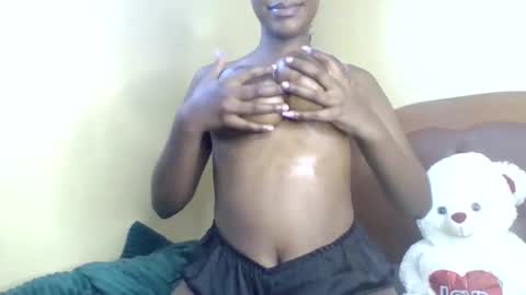 Snapshot of hotpussy712899 chatting on 18, 5, 2026 hotpussy online show from 18, 5, 2026