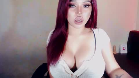 Snapshot of hotsexyhugetrans chatting on 18, 12, 2024 Marga Avery online show from 18, 12, 2024