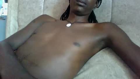 Snapshot of hotshadowx chatting on 13, 4, 2026 hotshadowx online show from 13, 4, 2026