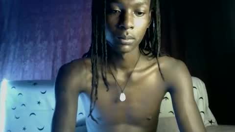Snapshot of hotshadowx chatting on 9, 5, 2026 hotshadowx online show from 9, 5, 2026