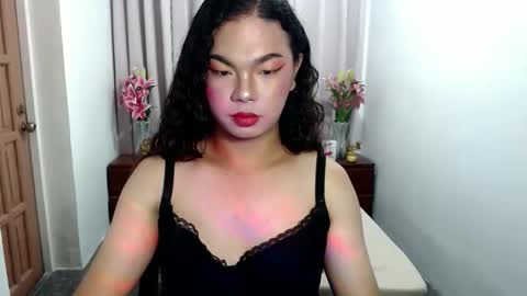 hotsiren101 online show from 19, 12, 2025