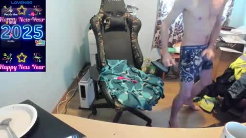 hot online show from 9, 3, 2025