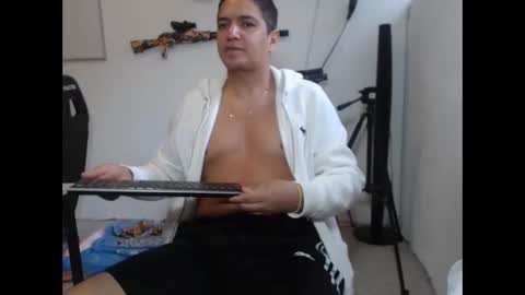 YAYO online show from 1, 12, 2025