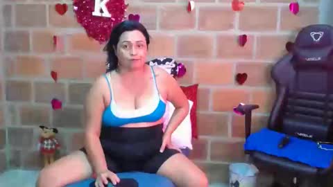 Snapshot of hottasttywoman chatting on 7, 2, 2025 victorya karolyna online show from 7, 2, 2025