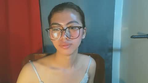 hottestdella69 online show from 9, 10, 2025