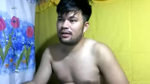 Snapshot of hottestpinoy2323 chatting on 24, 5, 2026 HottestPinoy32 online show from 24, 5, 2026