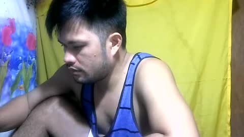 Snapshot of hottestpinoy2323 chatting on 1, 8, 2026 HottestPinoy32 online show from 1, 8, 2026