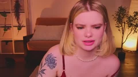 Snapshot of hottie_jane chatting on 12, 4, 2026 Jane online show from 12, 4, 2026