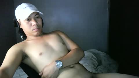 hottie_kyle69 online show from 27, 3, 2026