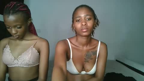 Snapshot of hottie_mistie chatting on 15, 4, 2026 hottie_mistie online show from 15, 4, 2026