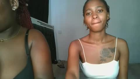 Snapshot of hottie_mistie chatting on 17, 4, 2026 hottie_mistie online show from 17, 4, 2026