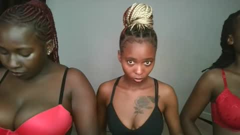 Snapshot of hottie_mistie chatting on 20, 4, 2026 hottie_mistie online show from 20, 4, 2026