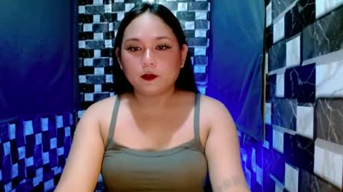 hottie_uzeah21 online show from 15, 6, 2026