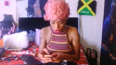 Snapshot of hottiefreckles chatting on 28, 9, 2025 Tokyodagoddess online show from 28, 9, 2025