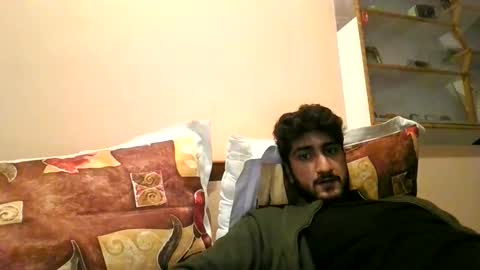 hottieguy7 online show from 19, 11, 2025