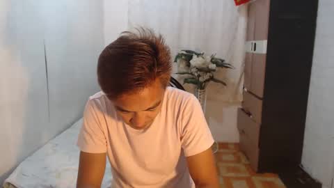 hottiemilfcouple online show from 18, 9, 2025