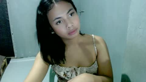 Snapshot of hottiescummerx chatting on 16, 6, 2026 N I C A online show from 16, 6, 2026