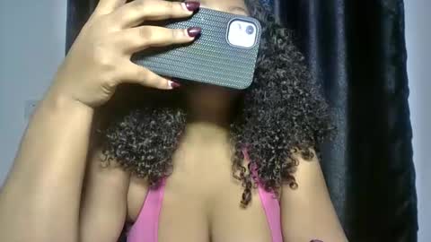 hotty_lora889 online show from 18, 11, 2025