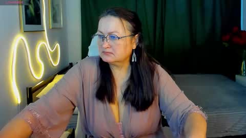 Anna online show from 3, 3, 2026